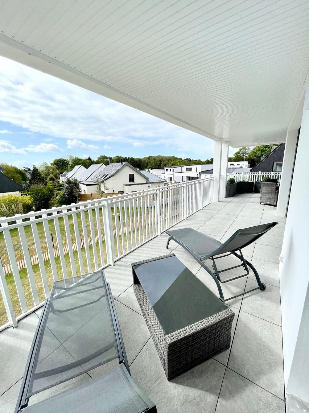 Spacieux Appartement Neuf De Standing Hyper Cosy Larmor-Plage Exterior photo